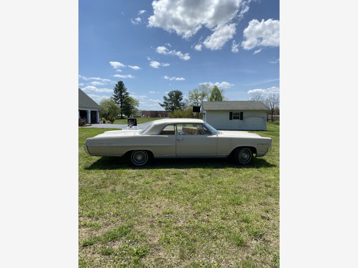 Photo for 1964 Pontiac Bonneville Sedan